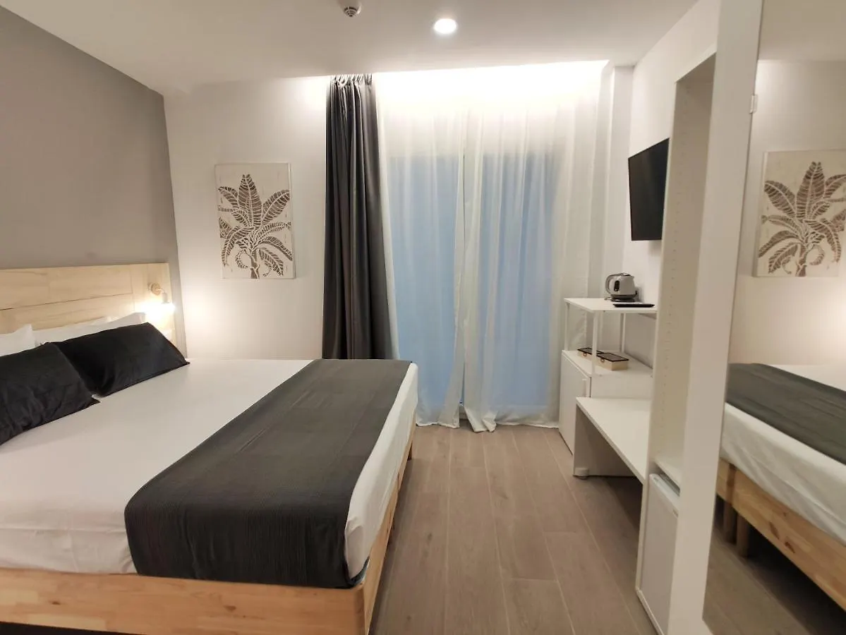 Global Apartments & Rooms L'Hospitalet de Llobregat 0*,