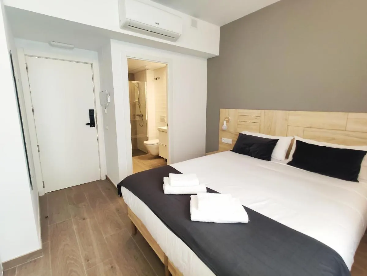 Global Apartments & Rooms contacts